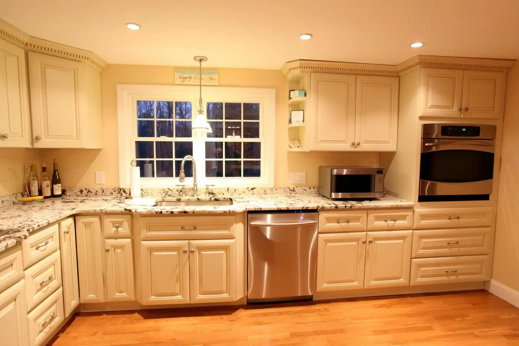 What Are Recessed Panel Cabinets